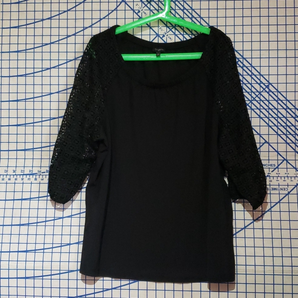 Lace arm dress shirt